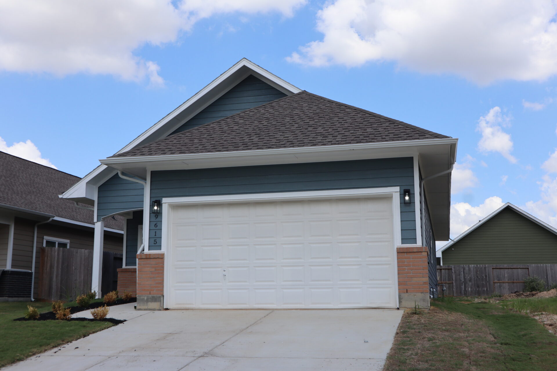 Two Car Garage Door on New Home in Houston